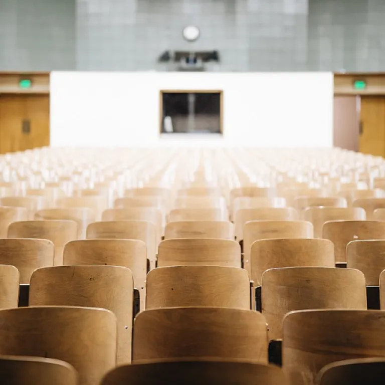 How Indian B2B exhibitors use event attendance status and name extraction from text to transform lead capture